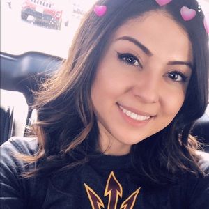 Meet your Posher, Vanessa